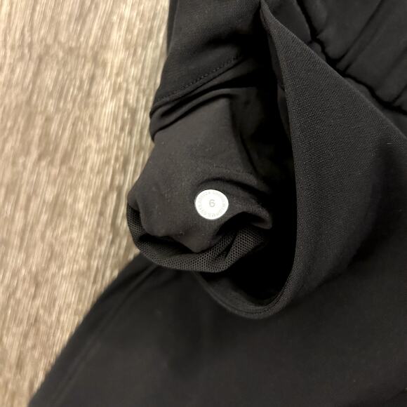 EUC Lululemon On the Fly 7/8 Pant Stretch High-Rise Black Sz 6 Minimalist Jogger - Picture 11 of 16